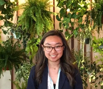 Foto de la becaria de profesiones seleccionadas de la AAUW 2019-20 Jenny Trieu