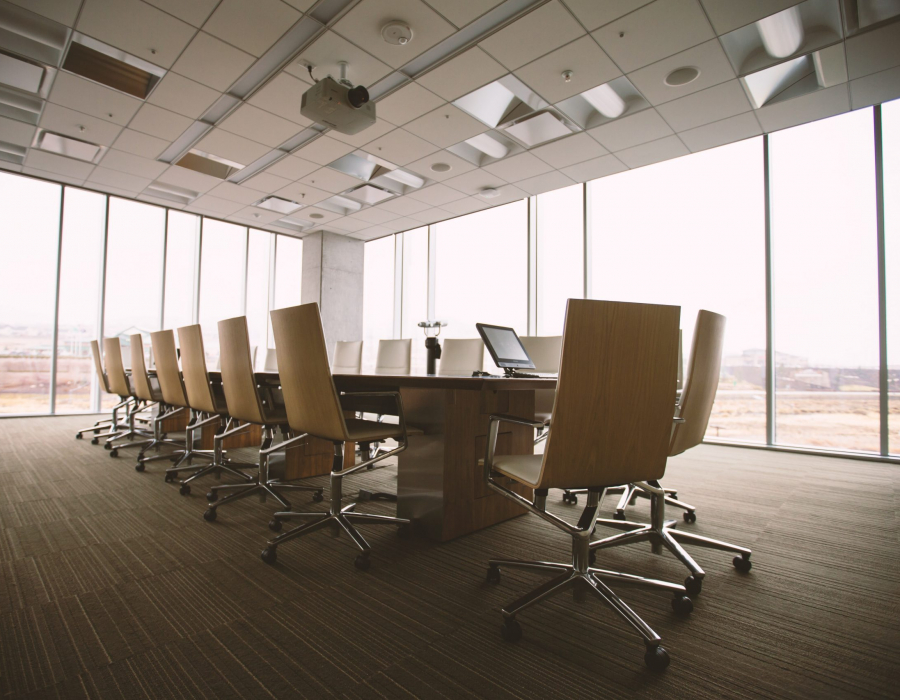 Board room (photo by Benjamin Child for Unsplash)